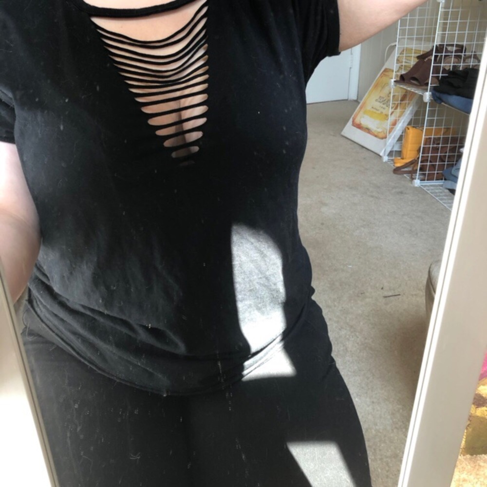Slit T-shirt